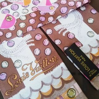 格安‼️お買い得‼️非常に入手困難‼️【日本完売コレクション品 ルイヴィトン スカーフ&バンドー】正規品