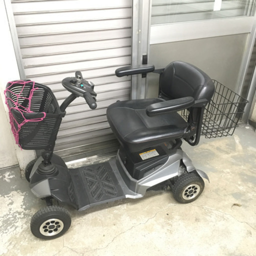 電動車椅子　セニアカー　シニアカー