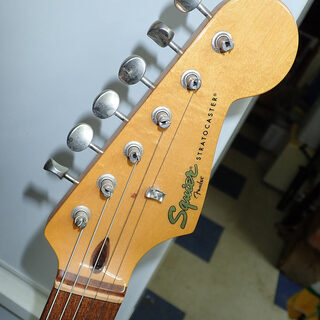 札幌市 Sauier スクワイア fender STRATCASTER フェンダー ストラト 
