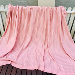 カーテン ピンク色  大 小 セット