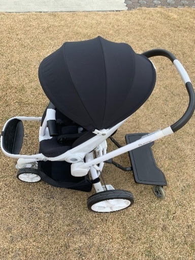 定価22万のQuinny Moodd