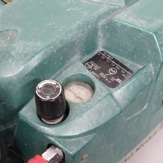 日立　高圧エアコンプレッサ EC1430H2