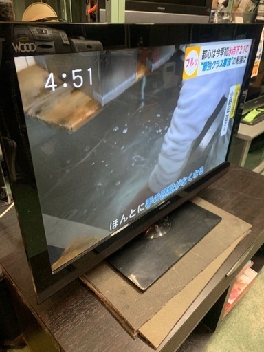 HITACHI 32インチ液晶テレビ　2012年製　リモコンなし　中古