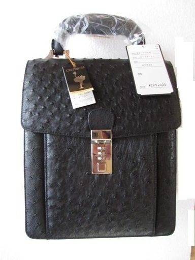 新品・未使用【オーストリッチ】男性用オーストリッチセカンドバック