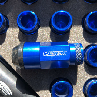 ハイエース用CRS ESSEXホイールナットセット中古品値下