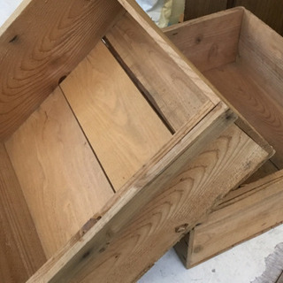 みかんの木箱　