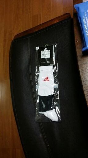未開封adidas サッカーソックス 白 赤 22 24 Nao 次郎丸のキッズ用品 子供用シューズ の中古あげます 譲ります ジモティーで不用品の処分