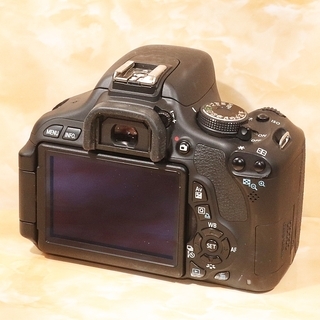 ★極上美品＆スマホ転送＆自撮り★キヤノン kiss x5 ダブルレンズセット