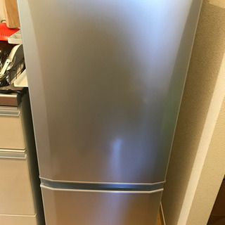 三菱製　冷蔵庫　半年使用品