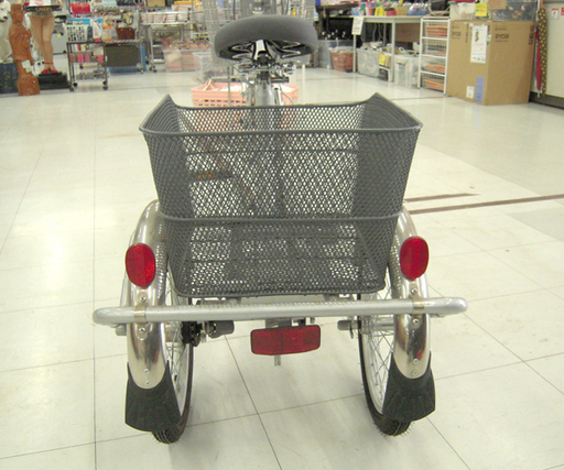 三輪車 自転車 3輪車 大人用 スイング機能付き 3段切り替え シルバー カゴ付き 苫小牧西店 三輪車 自転車 3輪車 大人用 スイング機能付き 3段切り替え シルバー