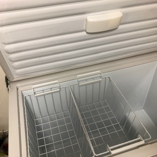 サンデン　業務用冷凍庫358リットル