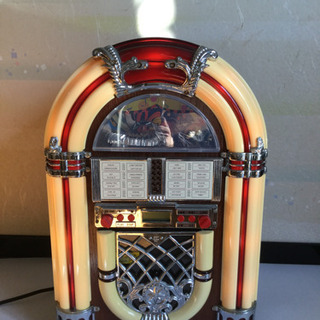 ジュークボックス型ラジオ
