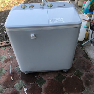 SANYO 2槽式洗濯機　完動品　まだまだ使えます！