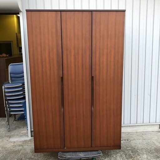 【府中家具】 洋タンス クローゼット ワードローブ 箪笥 婚礼家具 桐タンス IDC大塚 最高級家具