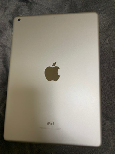 締切間近】美品 iPad 第5世代 128G シルバー wifi モデル | nort.swiss