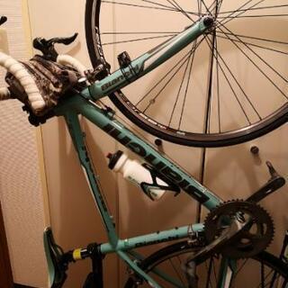 Bianchi VIA NIRONE7 （ビンディングペダル付き）