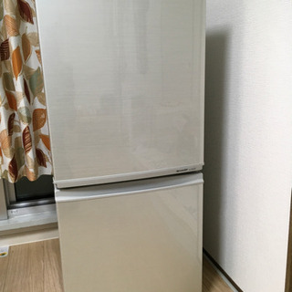 冷蔵庫　シャープSJ−PD14X お値下げ中