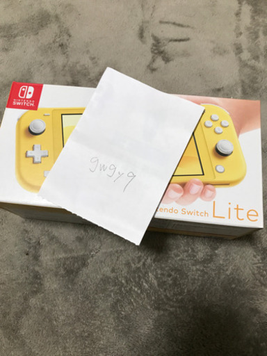 ポータブルゲーム Nintendo Switch light