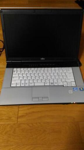 富士通　window10パソコン