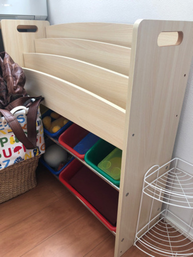 子供　棚