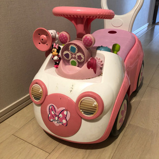 ミニーの赤ちゃん用　手押し車　おもちゃ