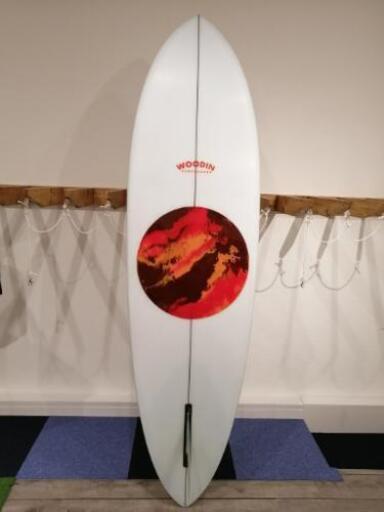 サーフボード　6'8\
