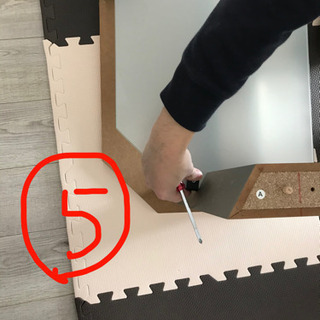 テレビ台　組み立て1