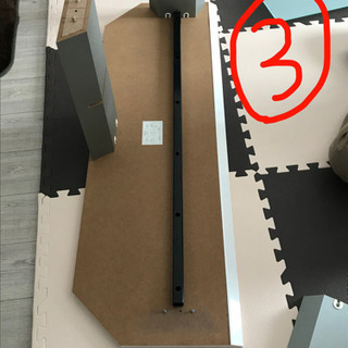 テレビ台　組み立て1