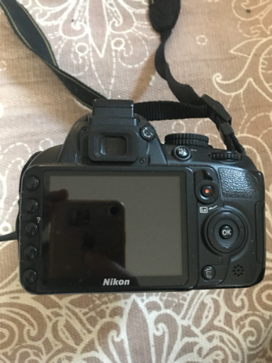 Nikon デジタル一眼レフカメラ　D3100 (望遠ズームレンズ付)