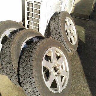 値下げしました】2019年製品 GOODYEAR ICE NAVI 7 205/60R16 
