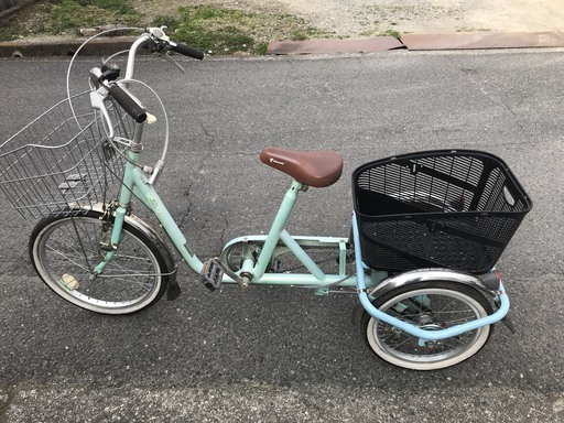【値下げしました】　三輪自転車　３段変速ギア付　前後かご取り換え済  三輪車