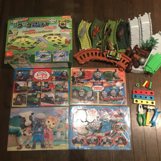 ザクザクロード恐竜セット トーマスパズル 大工 男の子 おもちゃセット リンゴ 杁ヶ池公園のおもちゃ 知育玩具 の中古あげます 譲ります ジモティーで不用品の処分