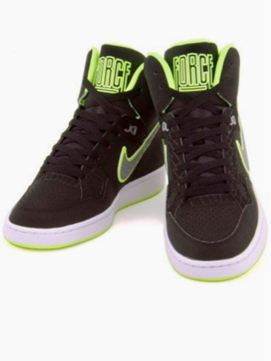 Nike ナイキ サンオブフォースmid 007 R 馬橋の靴 スニーカー の中古あげます 譲ります ジモティーで不用品の処分 Nike ナイキ サンオブフォースmid 007 R 馬橋の靴 スニーカー の中古あげます 譲ります ジモティーで不用品の処分