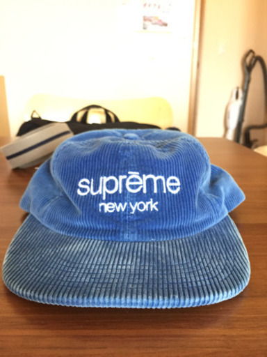 supreme コーデュロイキャップ 青 (アバンテ) おもろまちの小物《帽子