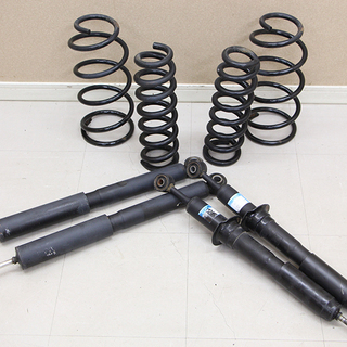 トヨタ ハイラックスサーフ TRN215W 純正スプリング サス ショックアブソーバー 前後左右 1台分 ノーマル サスペンション（A317kwxGGG)