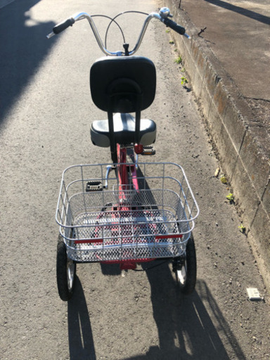 四輪自転車 三輪自転車より安定⁈