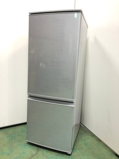 ☆2ドア冷蔵庫☆単身用 少し大きめで使いやすい人気商品!☆シャープ
