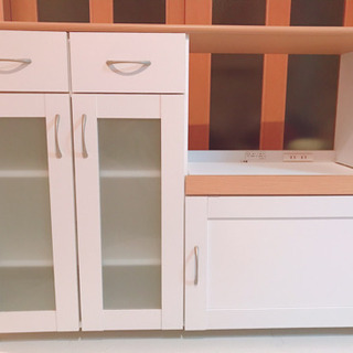 キッチンカウンター　食器棚　キッチンボード　収納