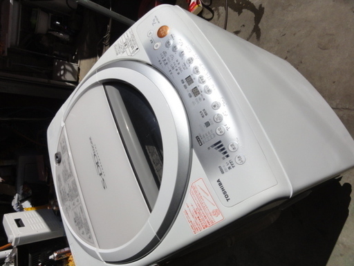 東１００東芝　全自動　洗濯機　７KG　乾燥機能４．０KG ２０１３　AW-70VL