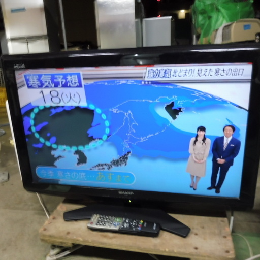東１０４　シャープ　液晶テレビ　３２型　LC-32E9