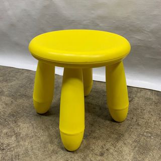 お洒落！美品 IKEA イケアの椅子 プラスチック製　C