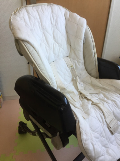 コンビ電動ハイローチェア