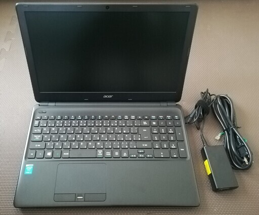 値下げ！訳ありAcerノートTravelMate (CPU⇒i5-4210U搭載、メモリー4GB、HDD500GB) 訳あり品（DVDドライブトレイ出にくい、パームレストシール跡、天板に傷）