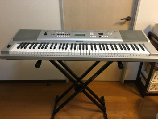 YAMAHA DGX-230 （GATOR製 キーボードケース、スタンド付き）