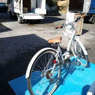 臨時休業の為3月21日までの引き取りの方値引きします。10000円　PayPayで支払いができます。新古車シマノ日本製品　26インチ　6段変速　折り畳み
