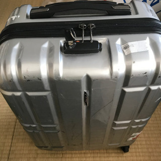 【無料】スーツケース！！