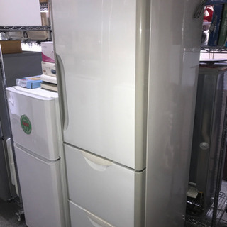 【決まりました】【275】日立の冷蔵庫・３ドア・302L・自動製氷