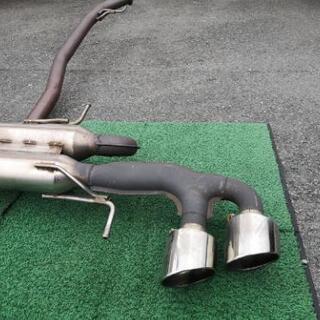 値下げ！日産R35GT-R純正マフラー 値下げ出品‼️R35 GT-R 日産純正マフラー(値引き可❗)