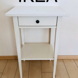【お取引完了】IKEA サイドテーブル　ホワイト