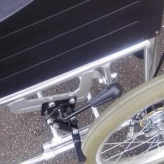 ○販売終了○Miki アルミ製 車椅子 美品 定価69000円の品 特価